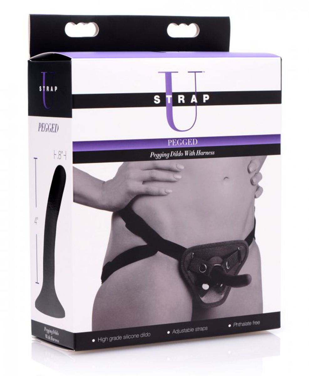 Pegged Pegging Dildo mit Gurtzeug